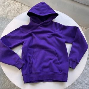Aritzia TNA Oversized Perfect Hoodie Size XS in Purple / Electric Violet